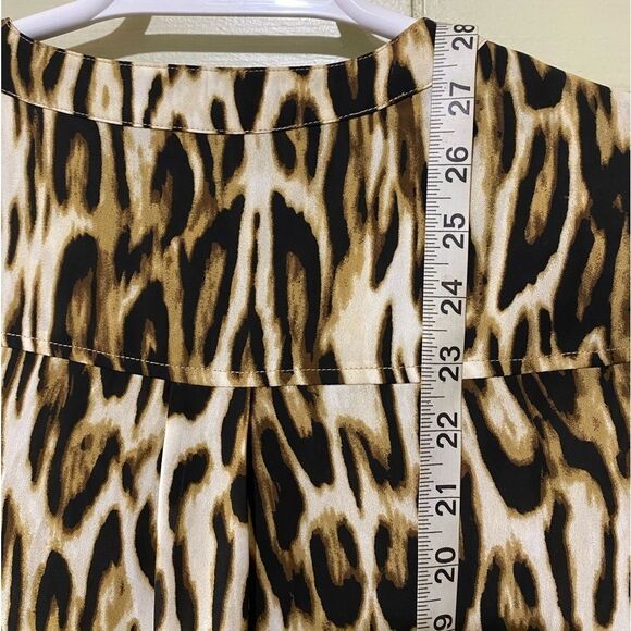 Chico’s SZ 8 Chiffon Bianca Animal Print Shirt Tie Front Sequin Slit Neck - Picture 9 of 12